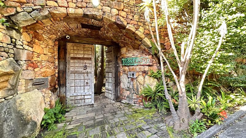 7 Bedroom Property for Sale in Overkloof Western Cape